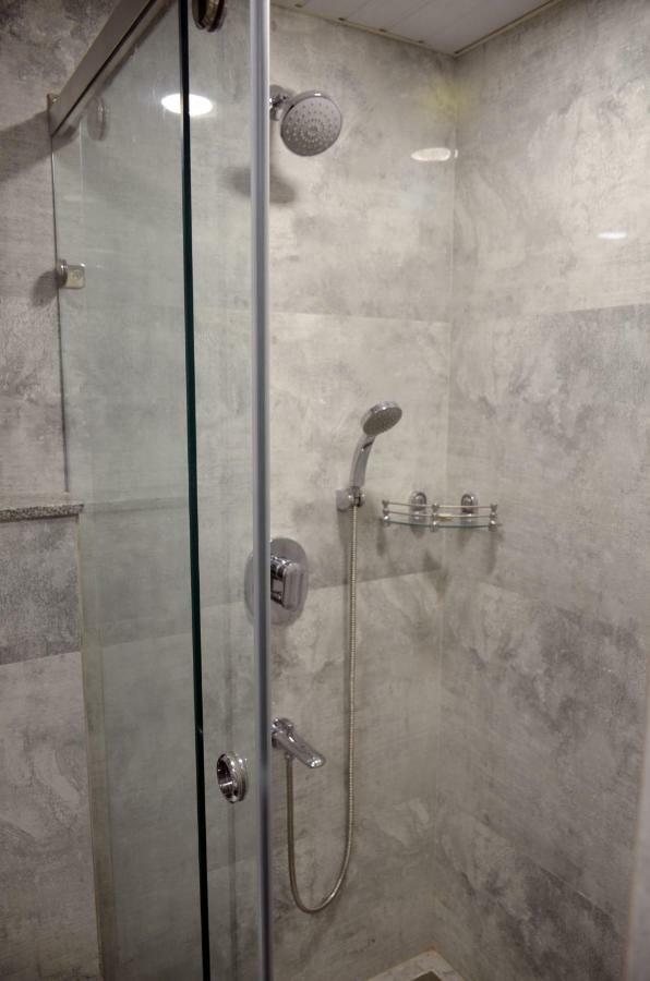Hotel Radiance Bareilly Eksteriør billede