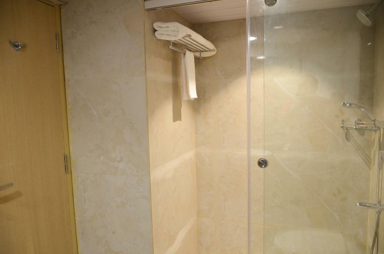 Hotel Radiance Bareilly Eksteriør billede